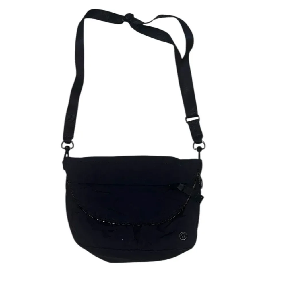 🔥 Lululemon Black Crossbody‎ Messenger Bag 🔥